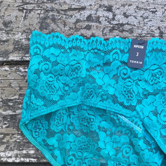 Torrid Lace Hipster Panty Underwear w/cute detail - Picture 3 of 8